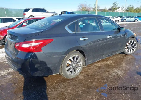 2017 Nissan Altima 2.5 Sv z USA, uszkodzony, nr VIN 1N4AL3AP3HC193107